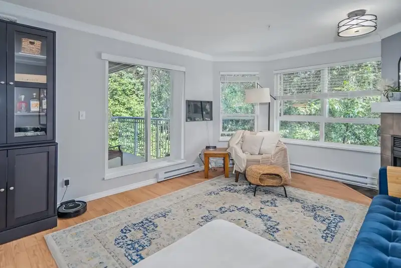 407 2439 WILSON AVENUE - photo 2 of 19