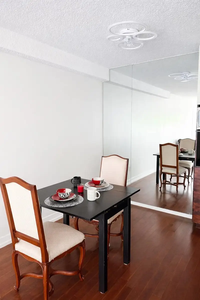 202 250 W 1ST STREET - photo 2 of 10