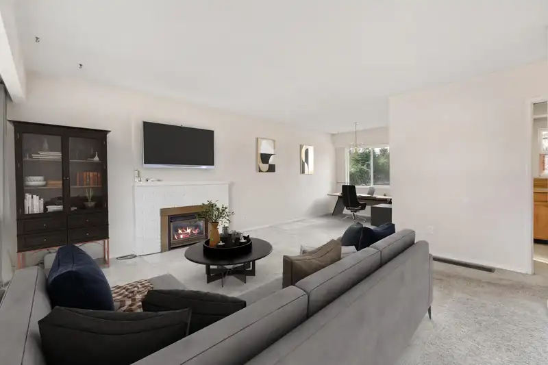 12075 220TH STREET - photo 1 of 30