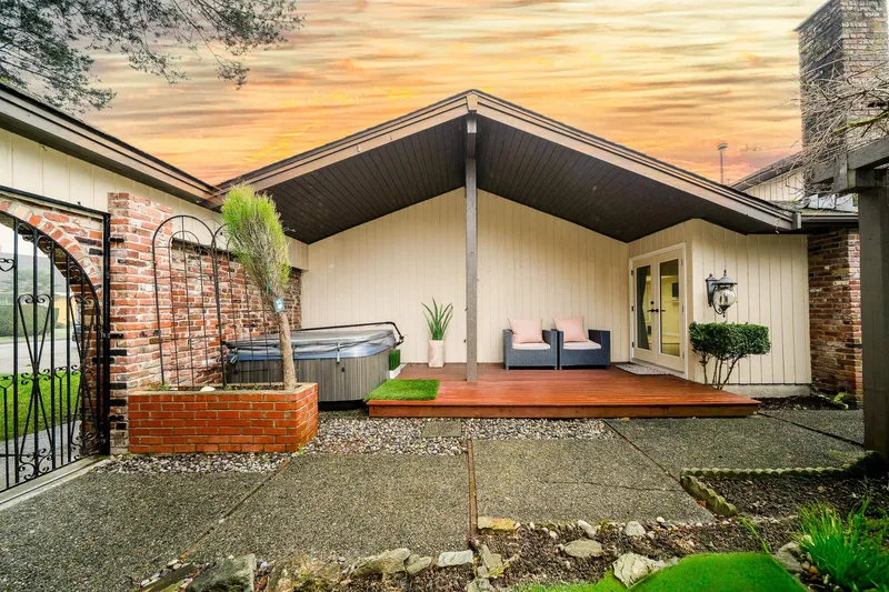 11511 TRUMPETER DRIVE - photo 2 of 25