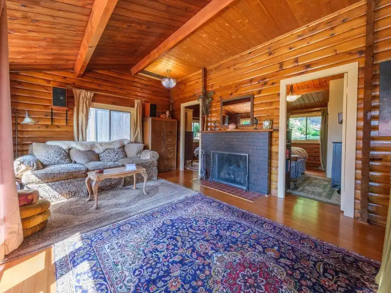1205 DEMPSEY ROAD - photo 1 of 24