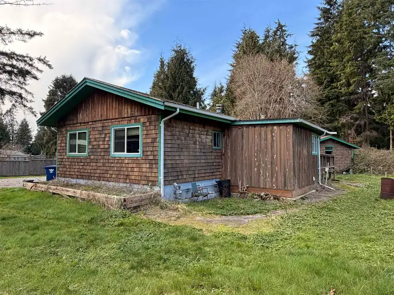 4488 HUPIT STREET - photo 2 of 5