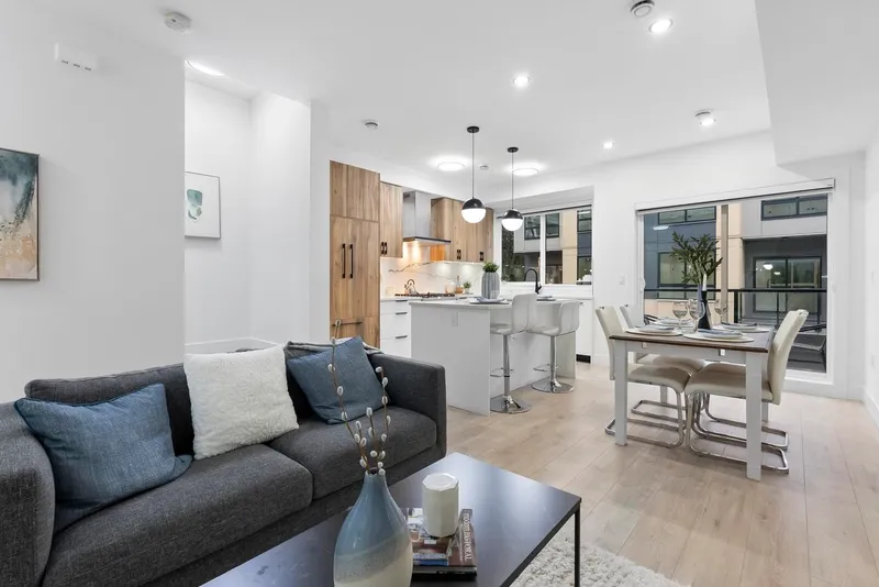 19 13895 64 AVENUE - photo 4 of 25