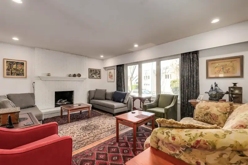 3524 W 24TH AVENUE - photo 2 of 15