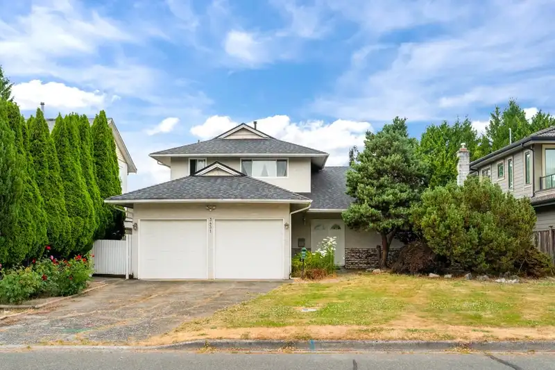 3431 SOLWAY DRIVE - photo 1 of 31