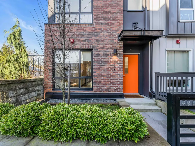 120 609 SYDNEY AVENUE - photo 3 of 25