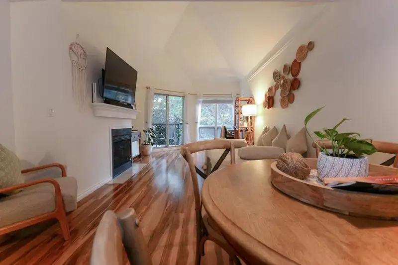307 7457 MOFFATT ROAD - photo 2 of 34