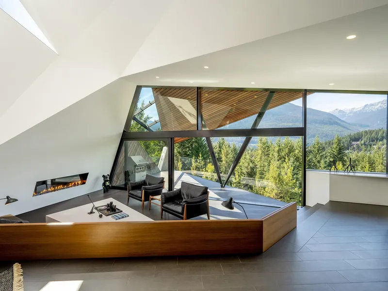 3801 SUNRIDGE PLACE - photo 2 of 22