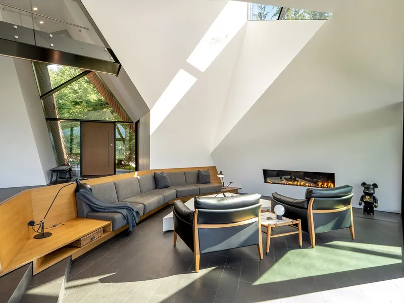 3801 SUNRIDGE PLACE - photo 3 of 22