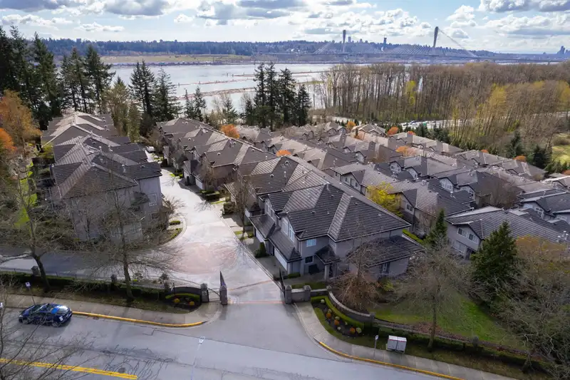 22 688 CITADEL DRIVE - photo 1 of 23