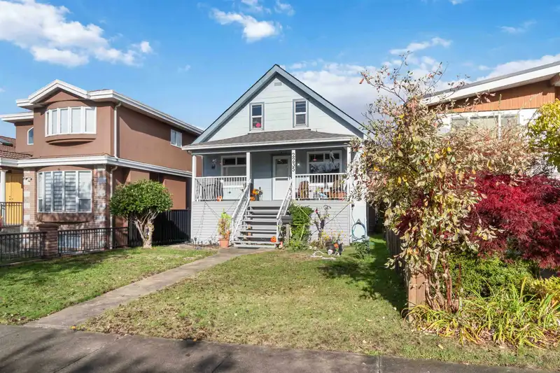 2235 EAST 52ND AVENUE - photo 4 of 31