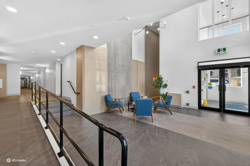 319 13458 95 AVENUE - photo 3 of 23