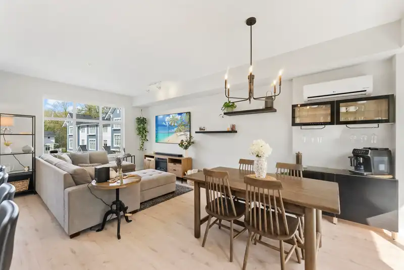 1094 11280 PAZARENA PLACE - photo 1 of 31