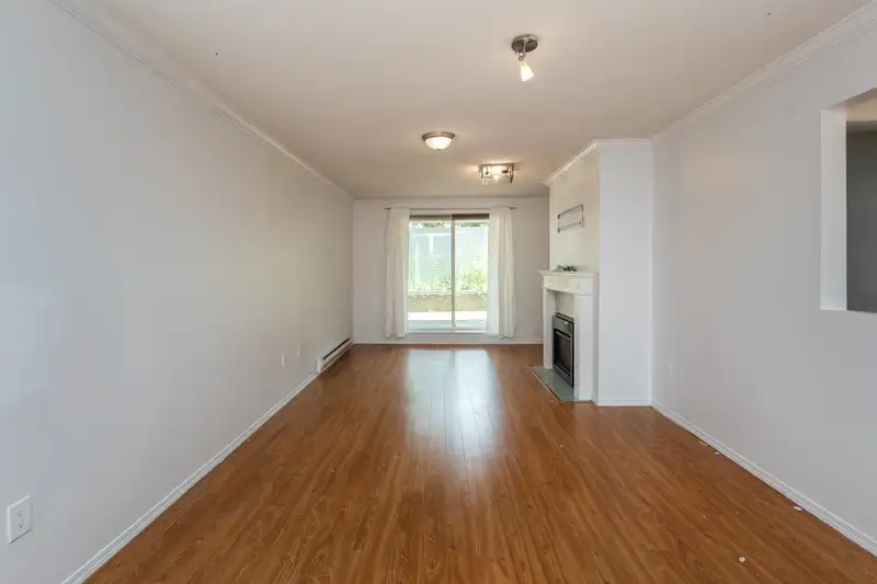 108 9626 148 STREET - photo 4 of 36