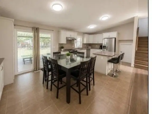 14565 91A AVENUE - photo 3 of 12