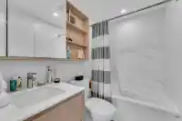 104 15165 THRIFT AVENUE - thumbnail 4