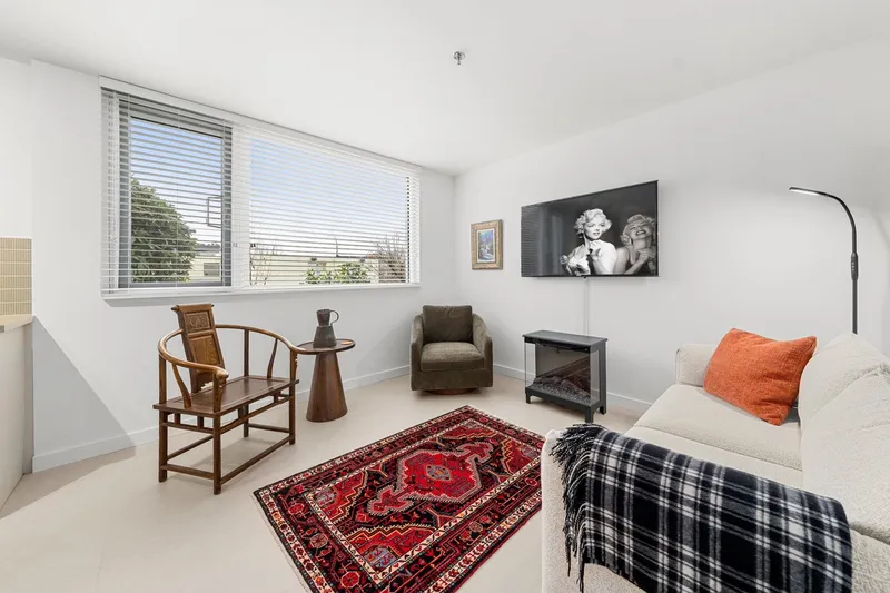 101A 460 14TH STREET - photo 2 of 25