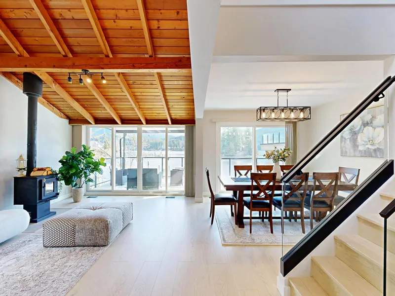 4545 STRATHCONA ROAD - photo 3 of 25