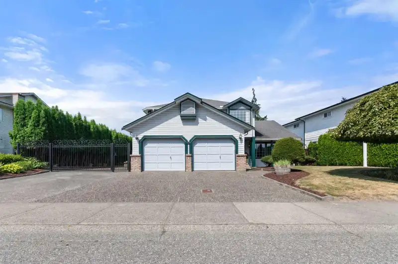 7019 WILTSHIRE STREET - photo 1 of 40