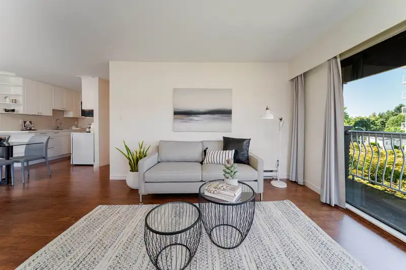406 3680 W 7TH AVENUE - photo 4 of 20