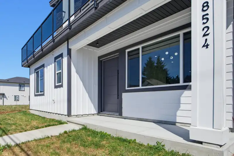 8524 CEDAR STREET - photo 4 of 40
