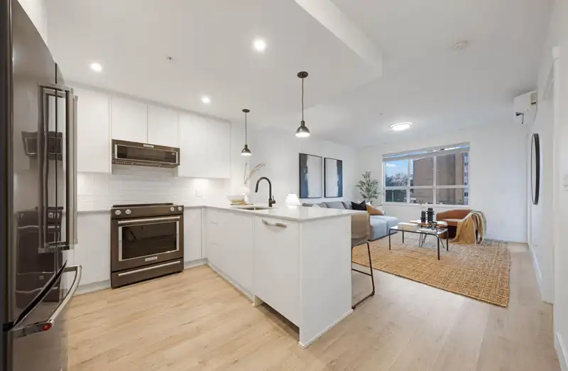 1213 2180 KELLY AVENUE - photo 4 of 27