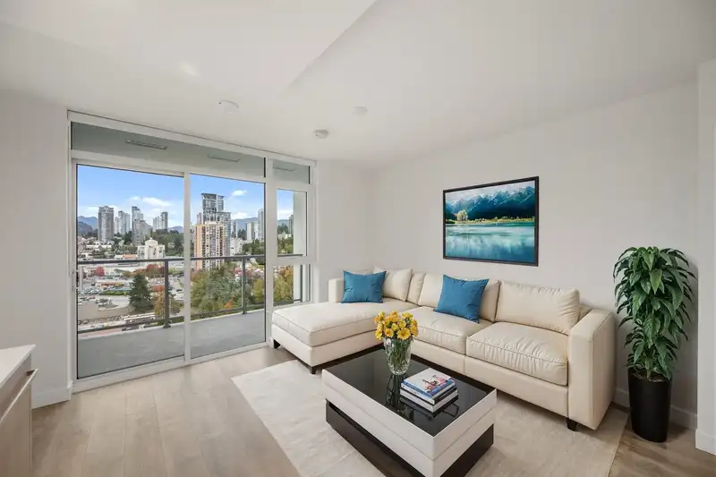 1710 318 ALDERSON AVENUE - photo 1 of 40