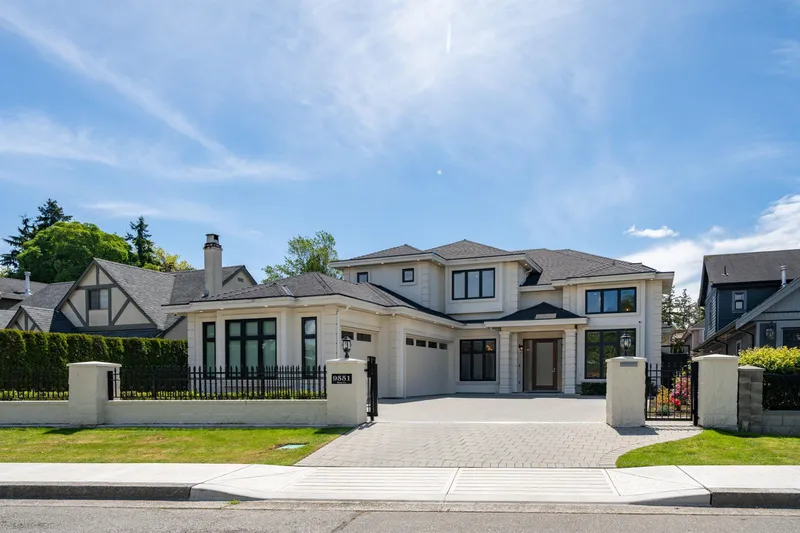 9551 RYAN CRESCENT - photo 1 of 25