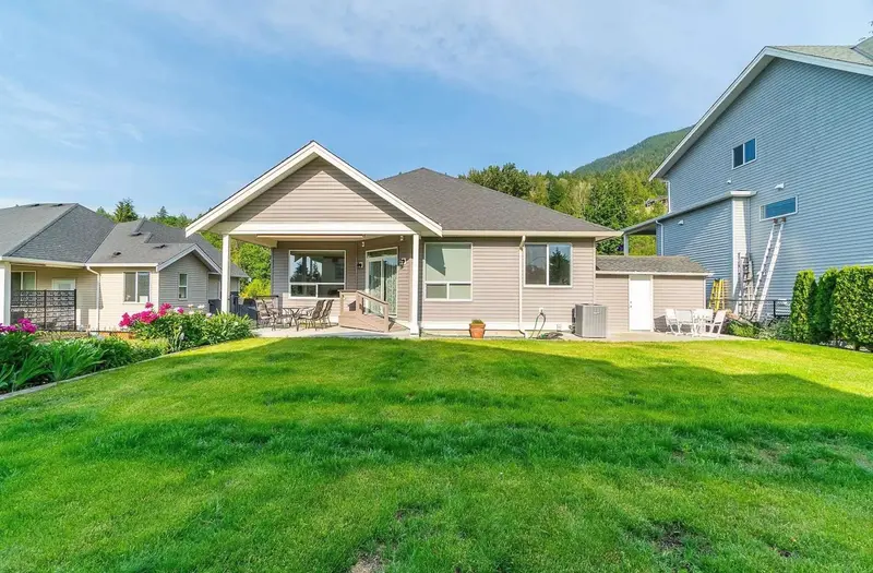 7371 RAMSAY PLACE - photo 3 of 8