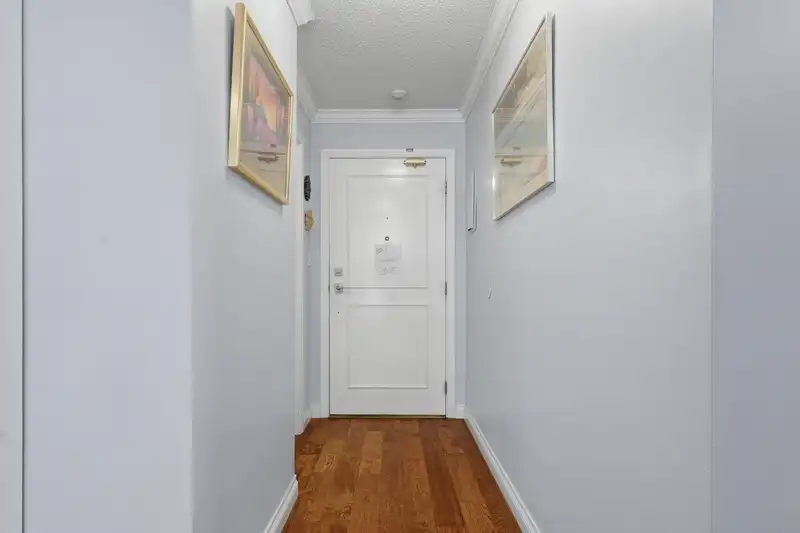 106 1830 E SOUTHMERE CRESCENT - photo 3 of 24