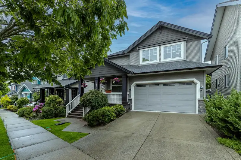 19061 68B AVENUE - photo 1 of 40