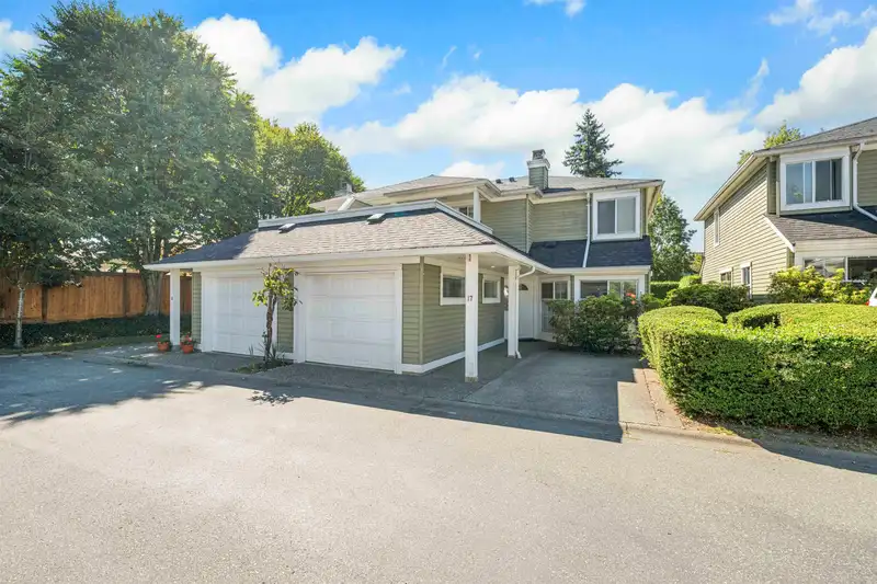 17 8428 VENTURE WAY - photo 1 of 40