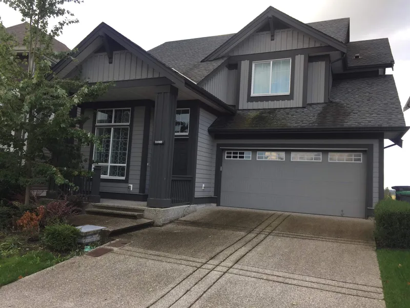 16988 77A AVENUE - photo 1 of 11