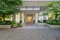 1803 1710 BAYSHORE DRIVE - thumbnail 2