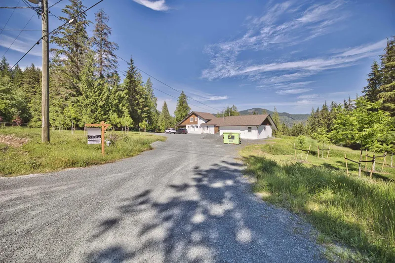 13100 BELL STREET - photo 4 of 25