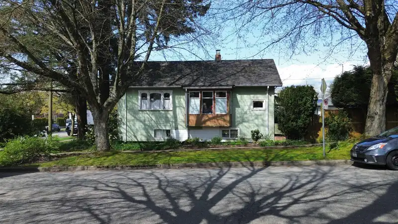 4496 ONTARIO STREET - photo 3 of 13