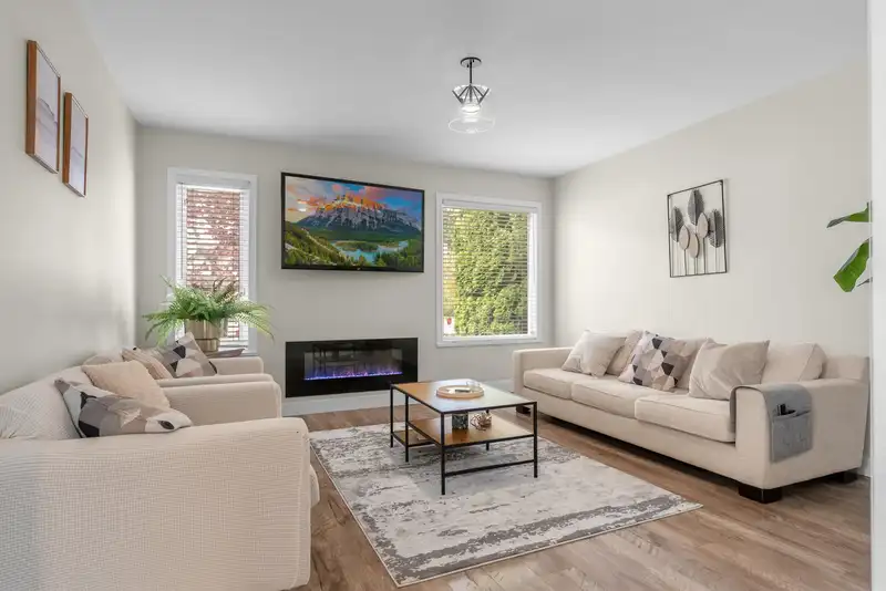 11764 YOSHIDA COURT - photo 3 of 32