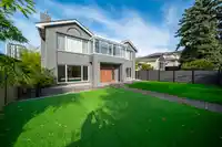5483 COLUMBIA STREET - thumbnail 3