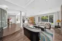 5483 COLUMBIA STREET - thumbnail 10