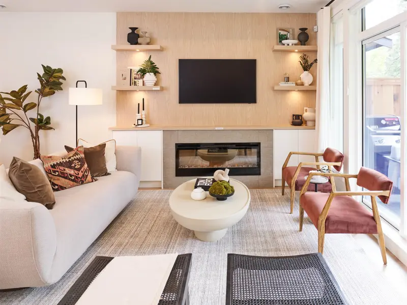 29 23697 FERN CRESCENT - photo 2 of 16