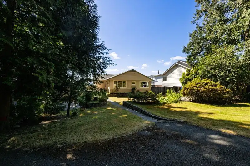 1033 DRAYTON STREET - photo 2 of 40