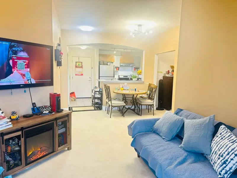 310 9233 FERNDALE ROAD - photo 2 of 25