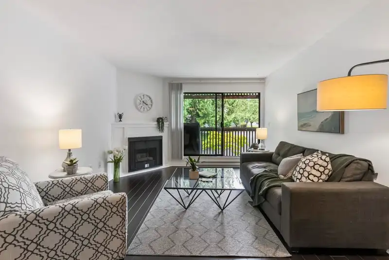 217 9672 134 STREET - photo 1 of 22