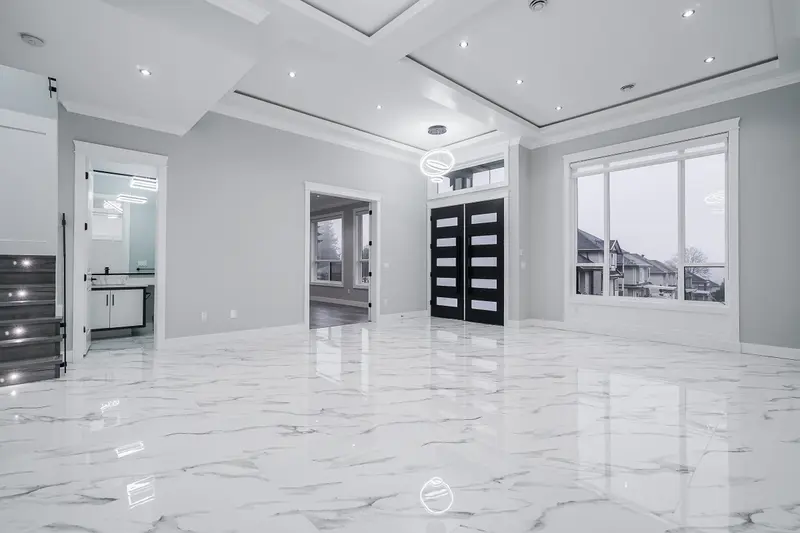 14220 114 AVENUE - photo 4 of 25