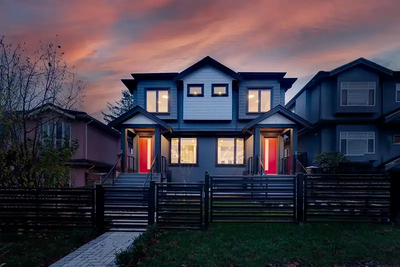 3188 GRANT STREET - photo 1 of 39