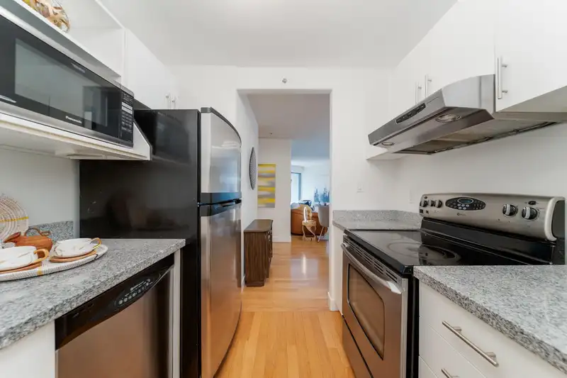 209 3131 MAIN STREET - photo 4 of 38