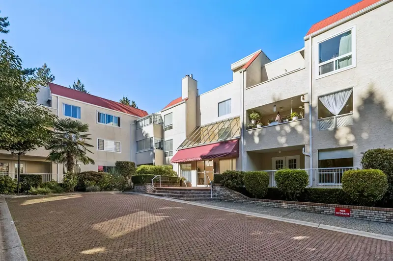 103 1441 GARDEN PLACE - photo 2 of 25