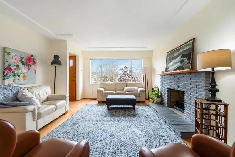 3050 E 21ST AVENUE - photo 3 of 30