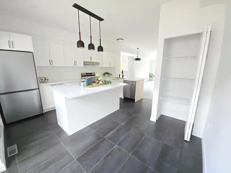 73 2000 PANORAMA DRIVE - photo 2 of 26