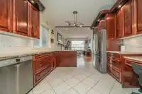 8015 11TH AVENUE - thumbnail 18